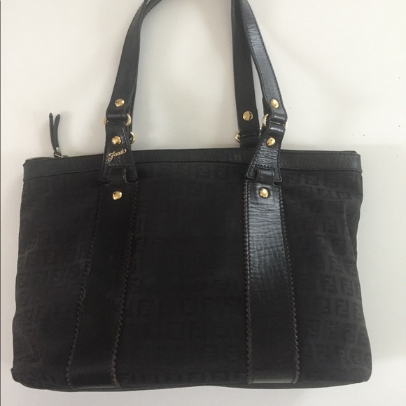 Fendi Handbags - Fendi handbag